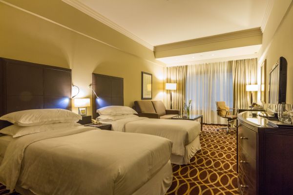 Grand Excelsior Hotel Deira (formerly Sheraton Deira) (Dubai)